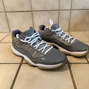 Jordan 11 Retro Low Cool Grey